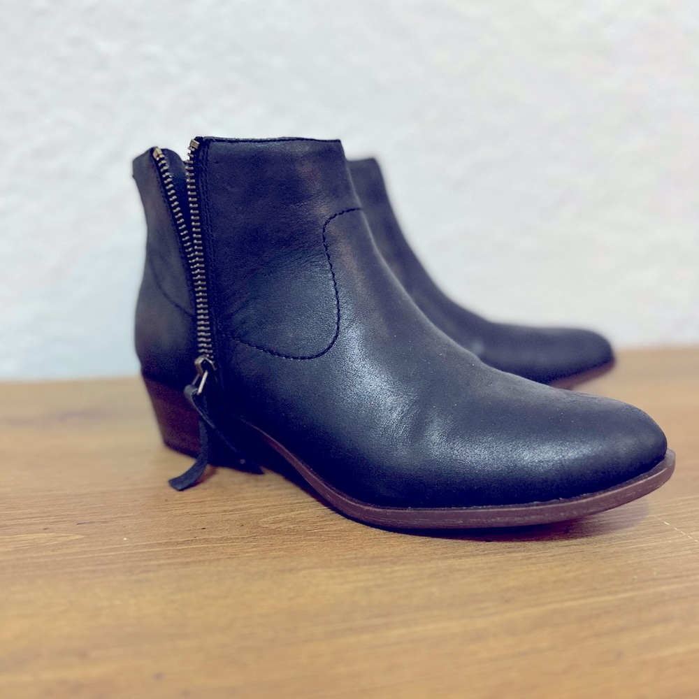 Lucky Brand Size 8 Ankle Boot